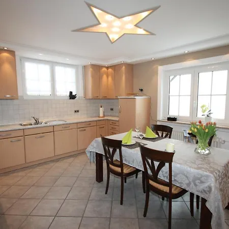 Apartment Ferienwohnung Josefine Plutscheid